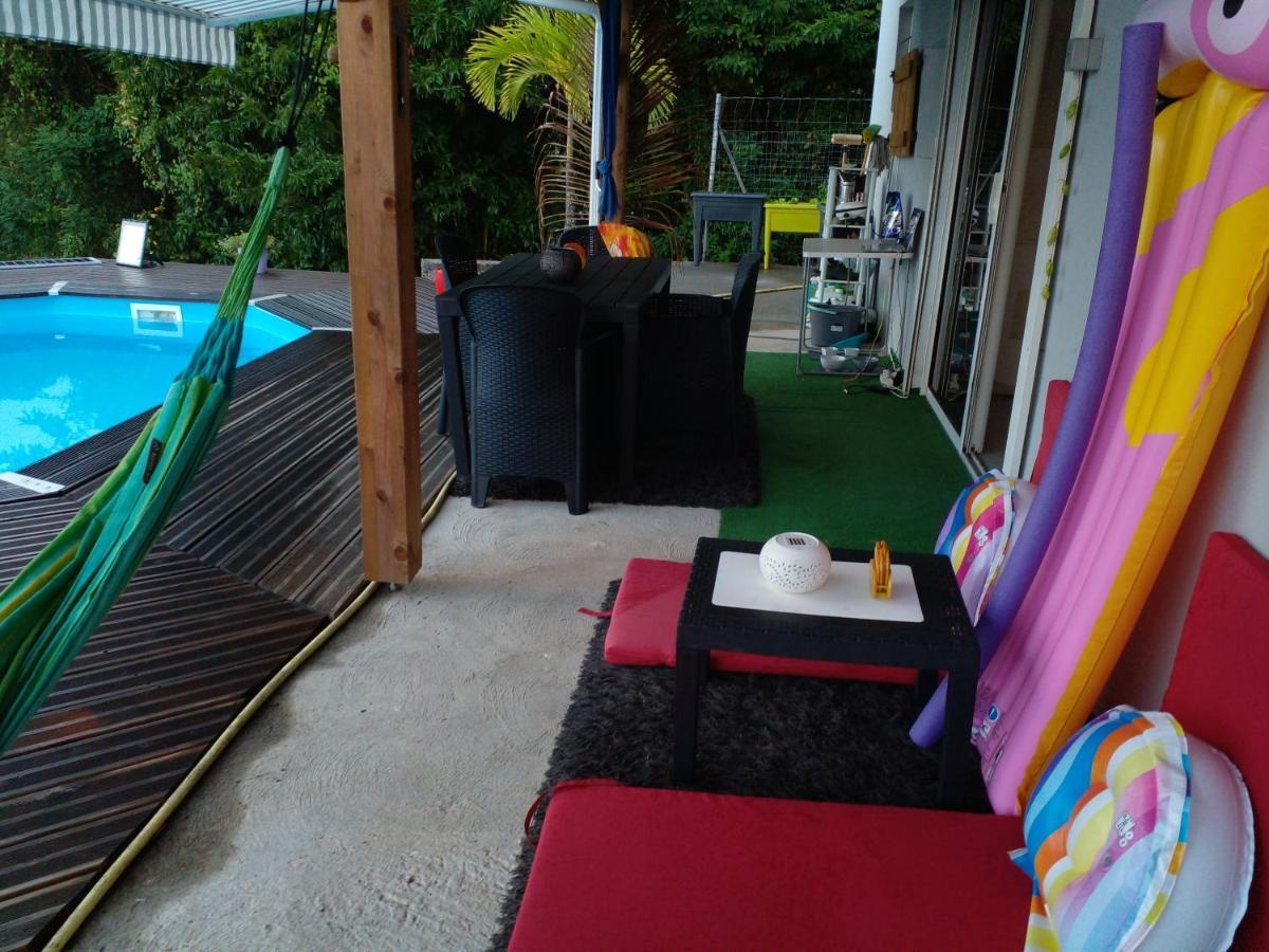 Chambre Chez L'Habitant Avec Piscine Privative Et Vue Panoramique Sur La Mer Des Caraibes Desmarinieres Bagian luar foto